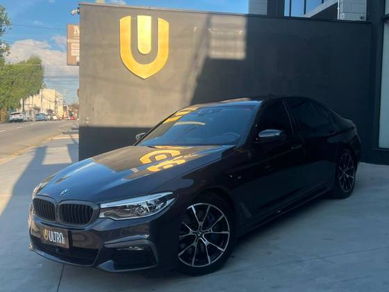 BMW 540i 3.0 24V TURBO GASOLINA M SPORT AUTOMÁTICO BMW 540i 3.0 24V TURBO GASOLINA M SPORT AUTOMÁTICO